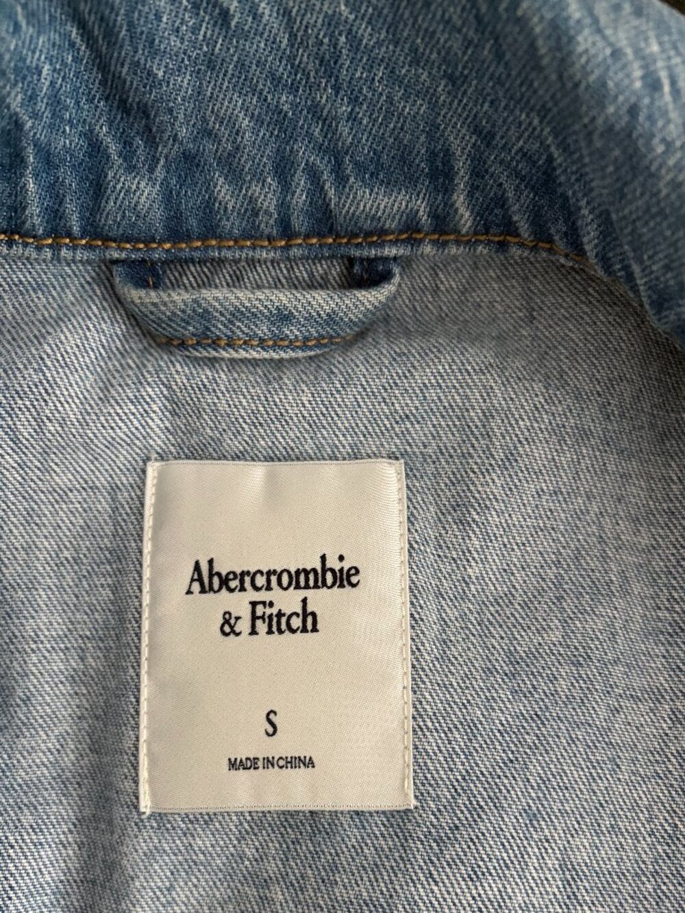 Abercrombie & Fitch Zip Up Denim Jacket - Picture 5 of 5